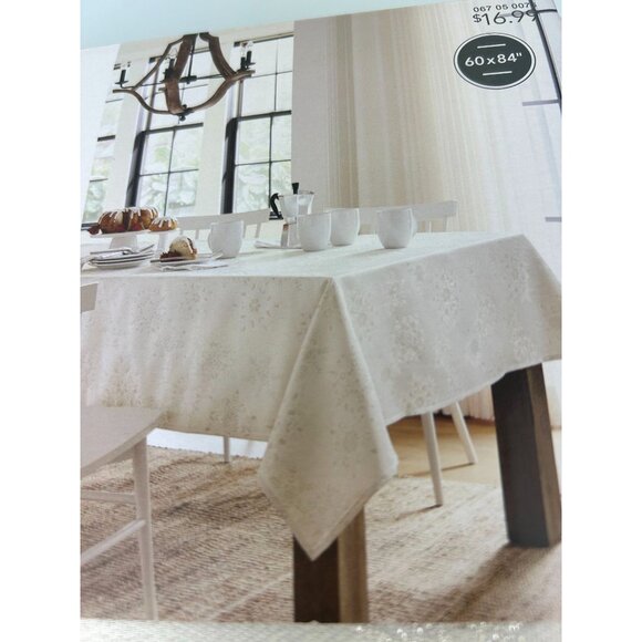 Threshold Oblong Tablecloth Snowflake Holiday Winter Christmas Cream Elegant - Picture 4 of 15